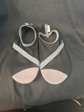 Fit Kits Black Ballet Stretch Slippers with Gray Toe and Strap